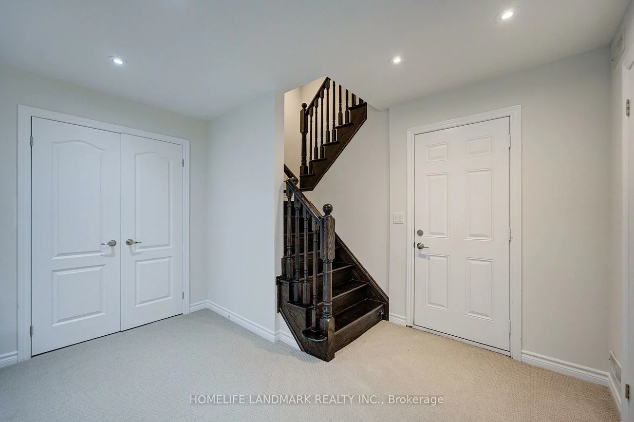 17, Etherington, Victoria Square, Markham