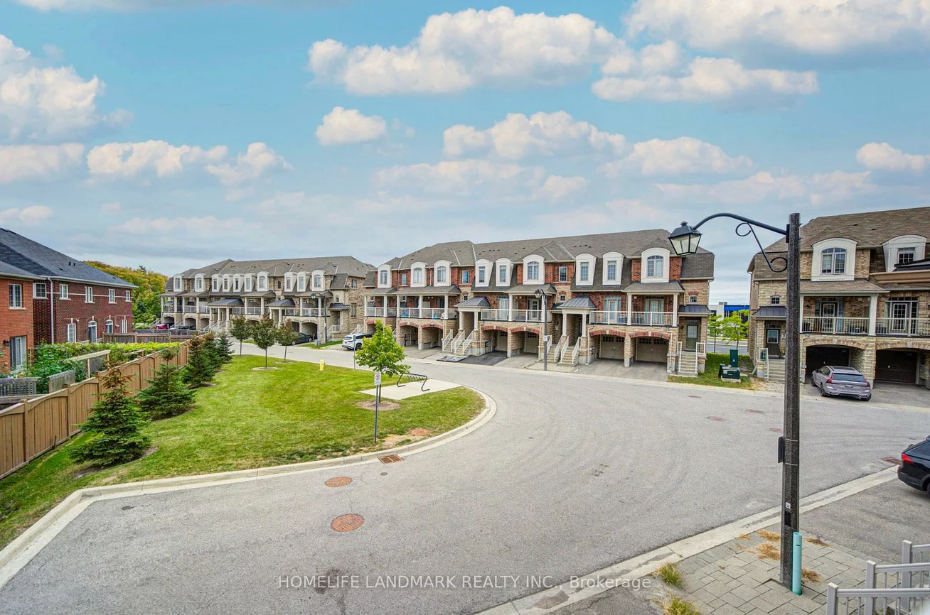 17, Etherington, Victoria Square, Markham