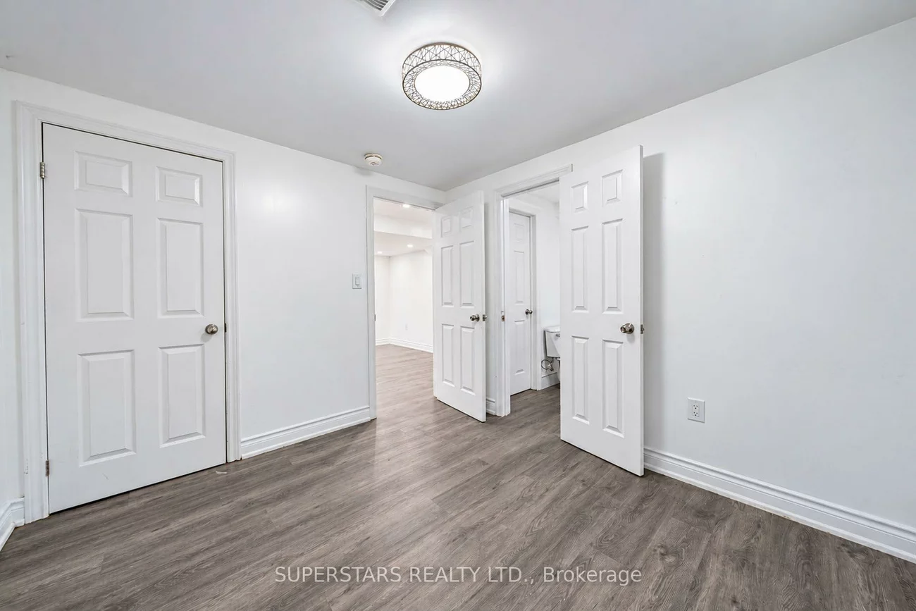 16, Lepp, Middlefield, Markham
