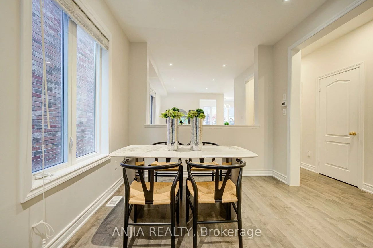 6, Wildmoor, Cornell, Markham