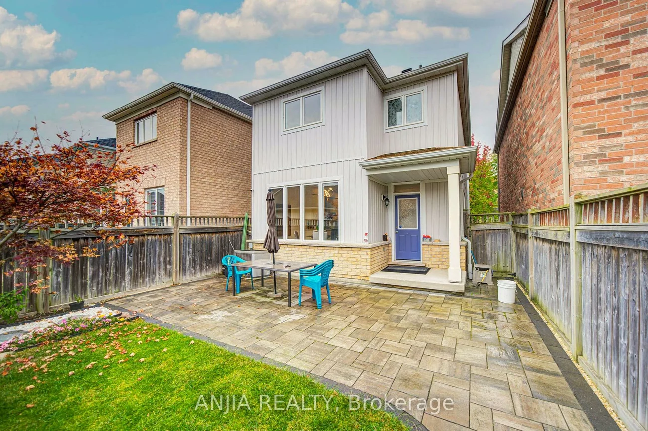 6, Wildmoor, Cornell, Markham