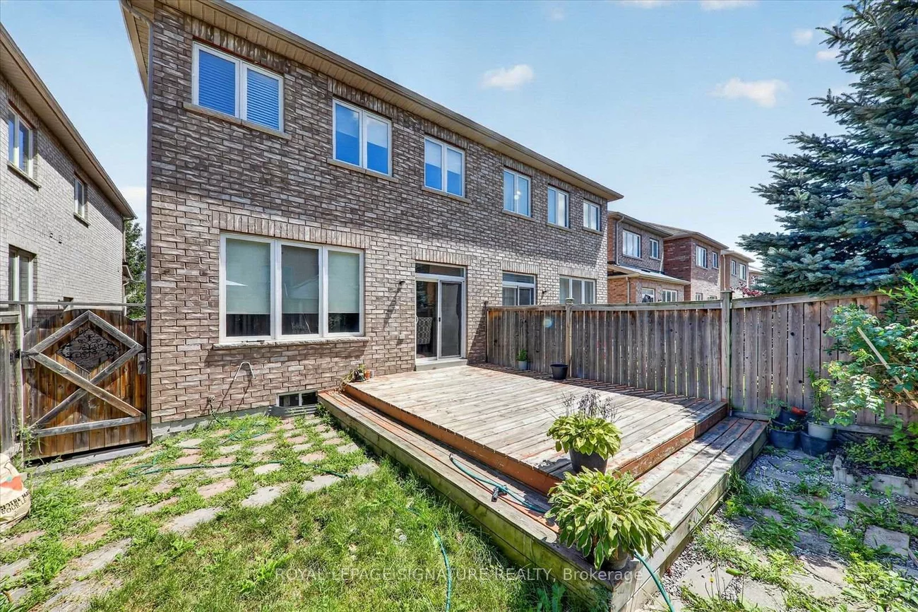 38, Coleluke, Middlefield, Markham