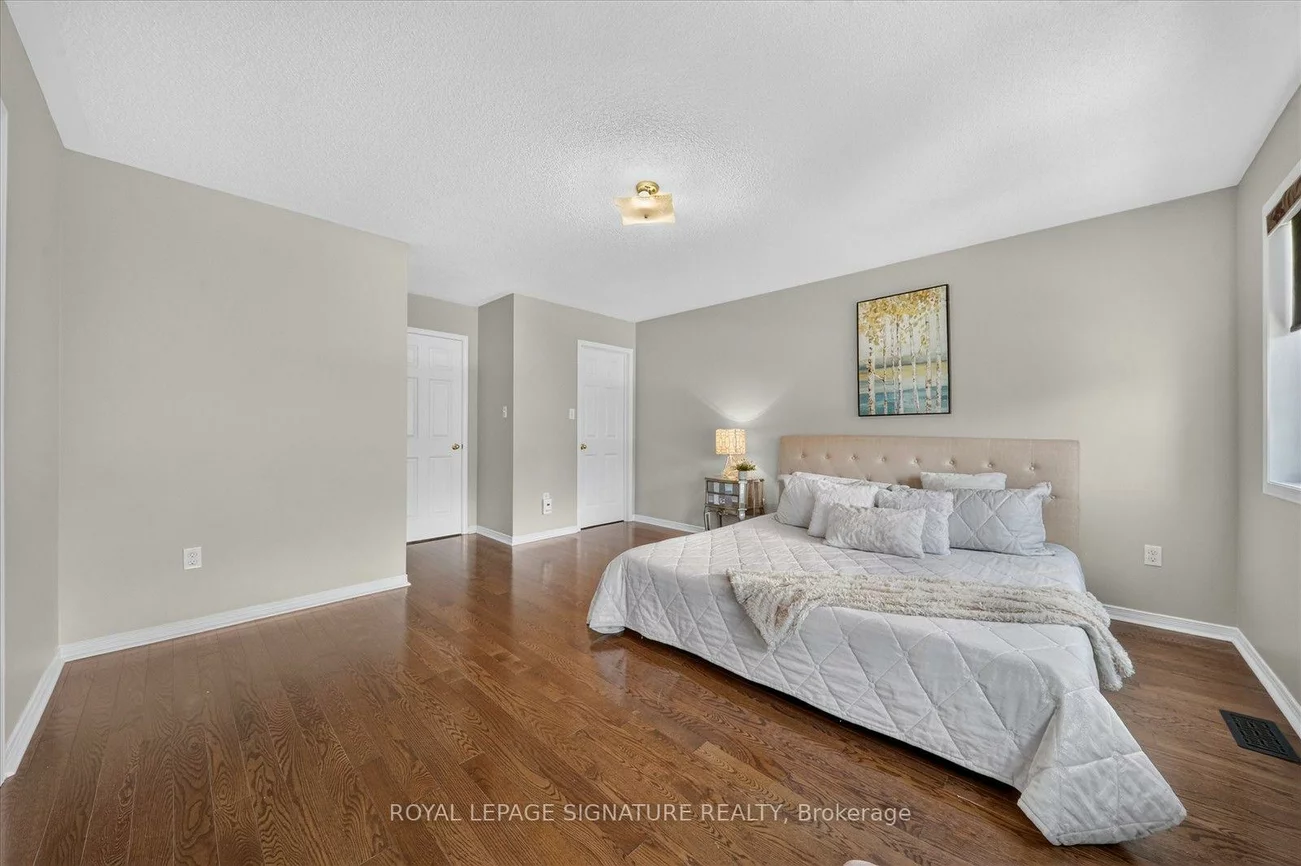 38, Coleluke, Middlefield, Markham