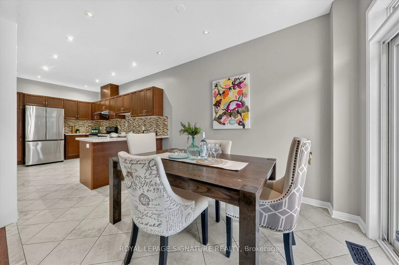 38, Coleluke, Middlefield, Markham