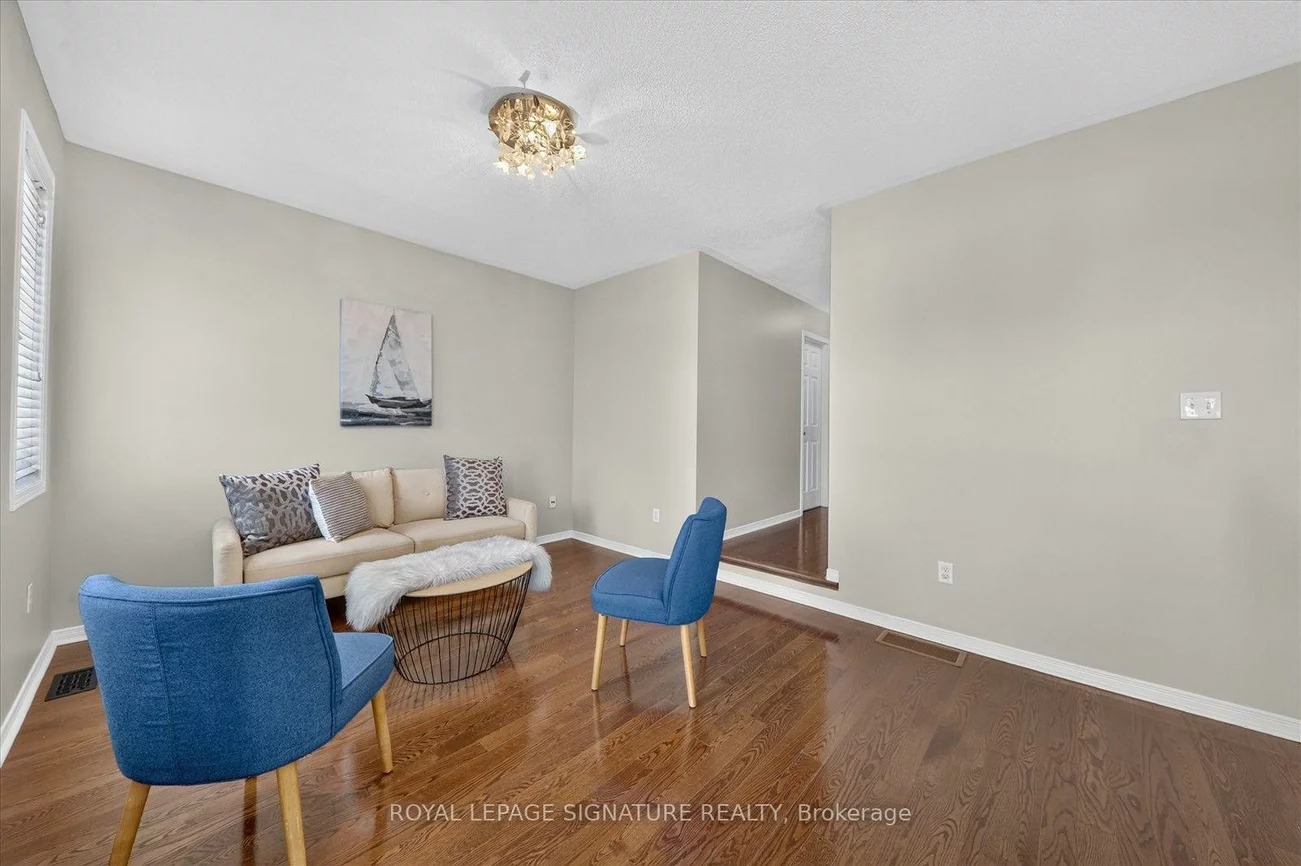 38, Coleluke, Middlefield, Markham