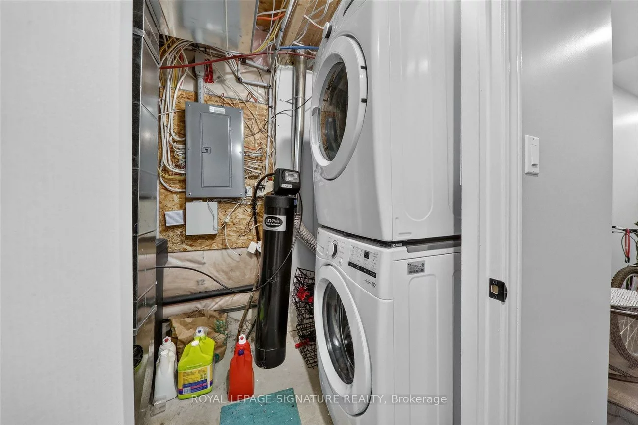 38, Coleluke, Middlefield, Markham