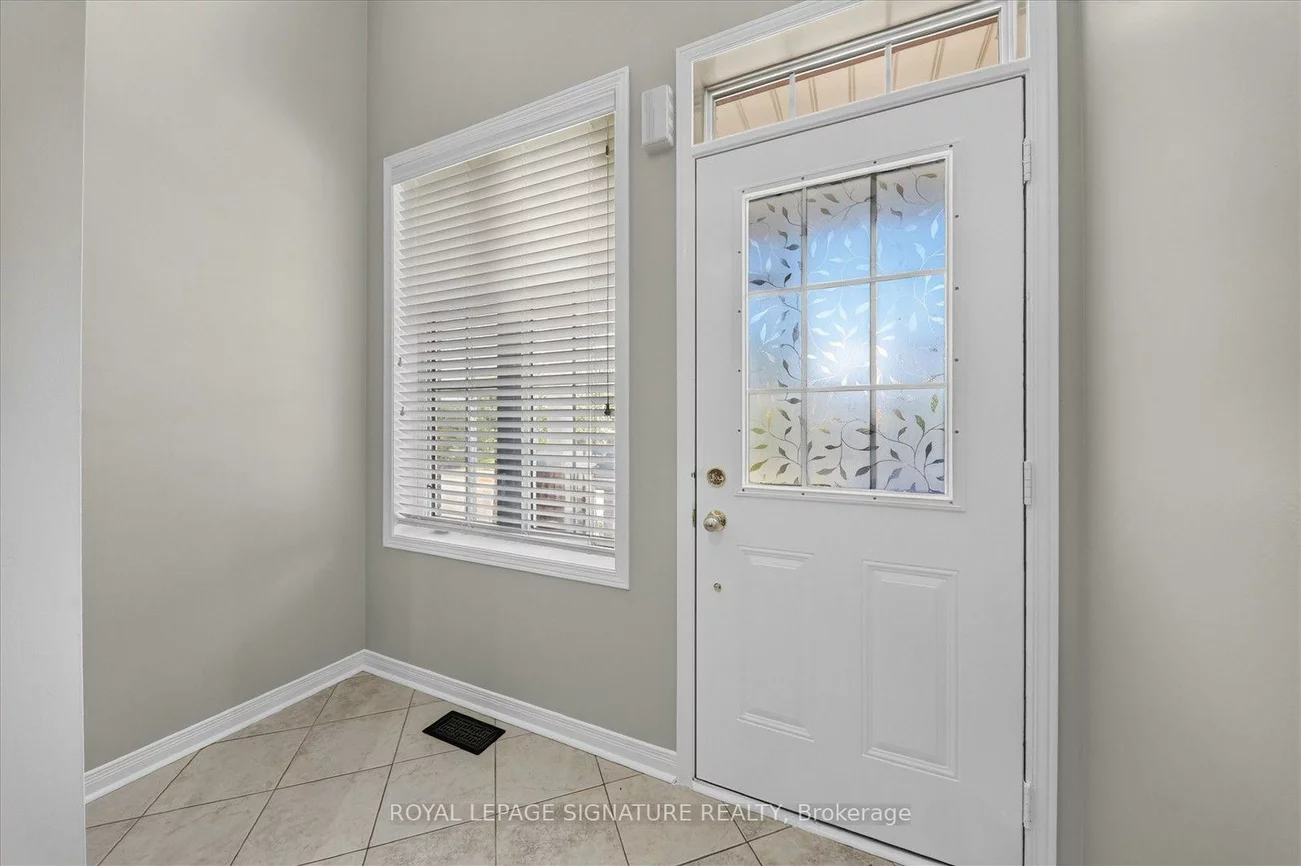38, Coleluke, Middlefield, Markham