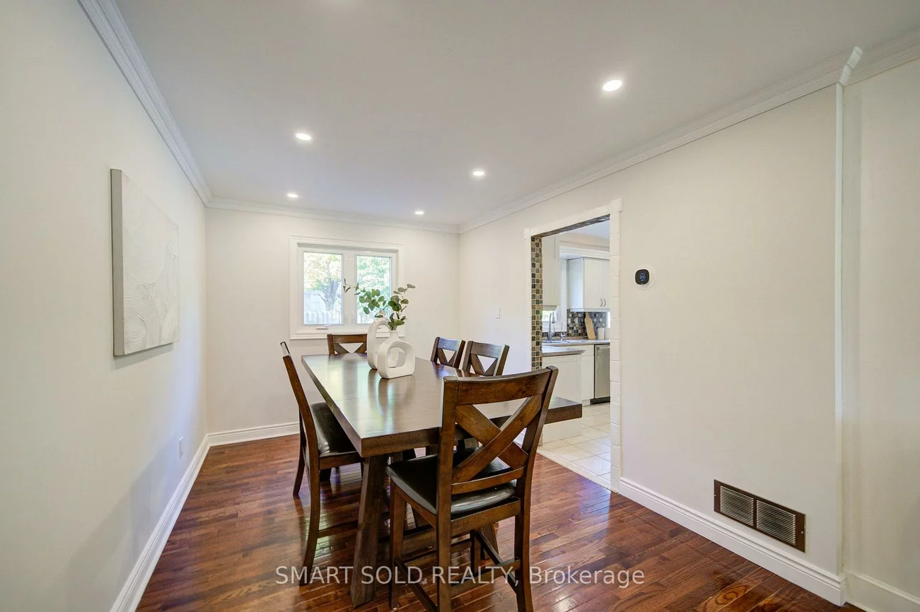 24, Hamilton Hall, Markham Village, Markham