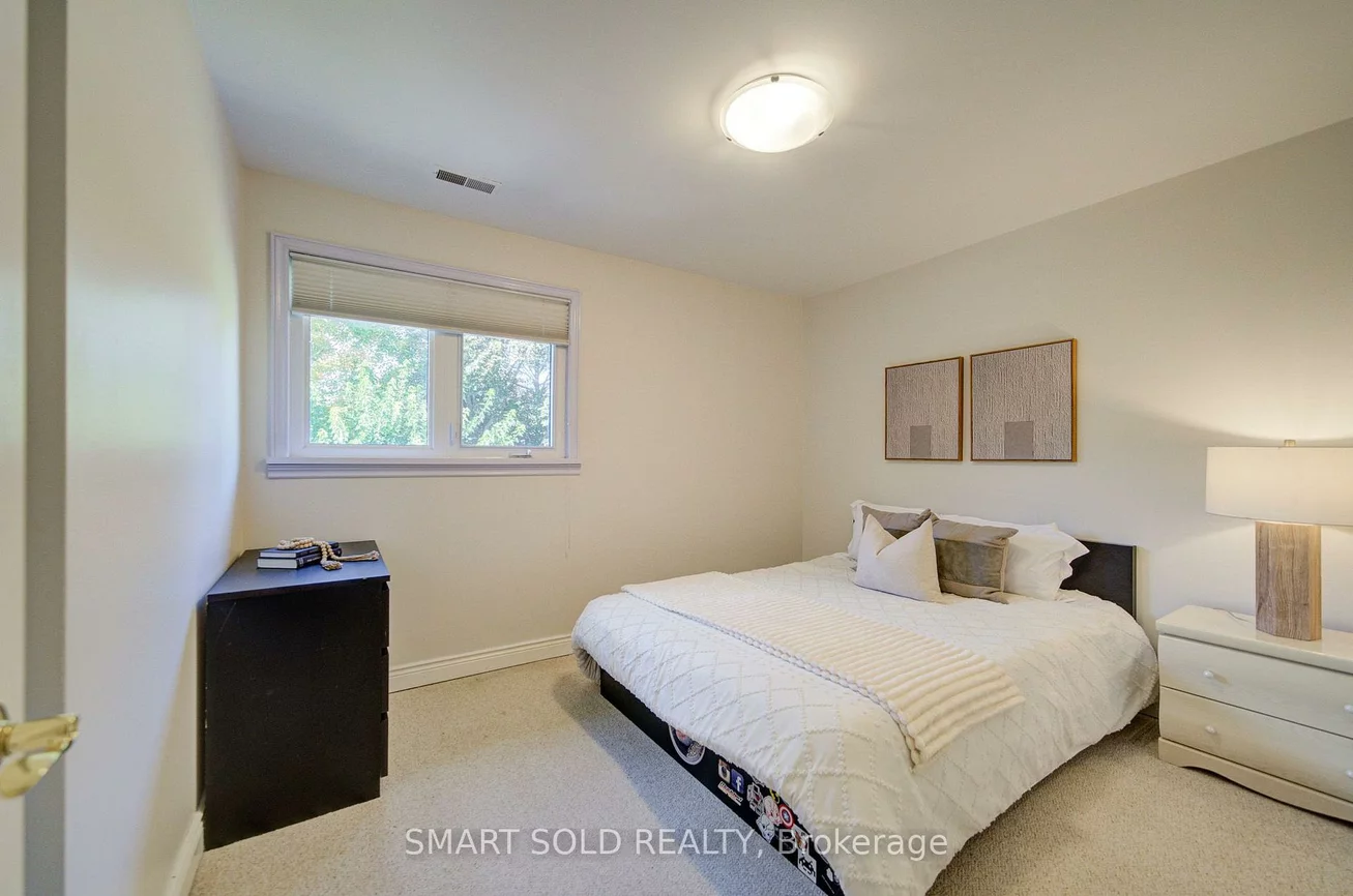 24, Hamilton Hall, Markham Village, Markham