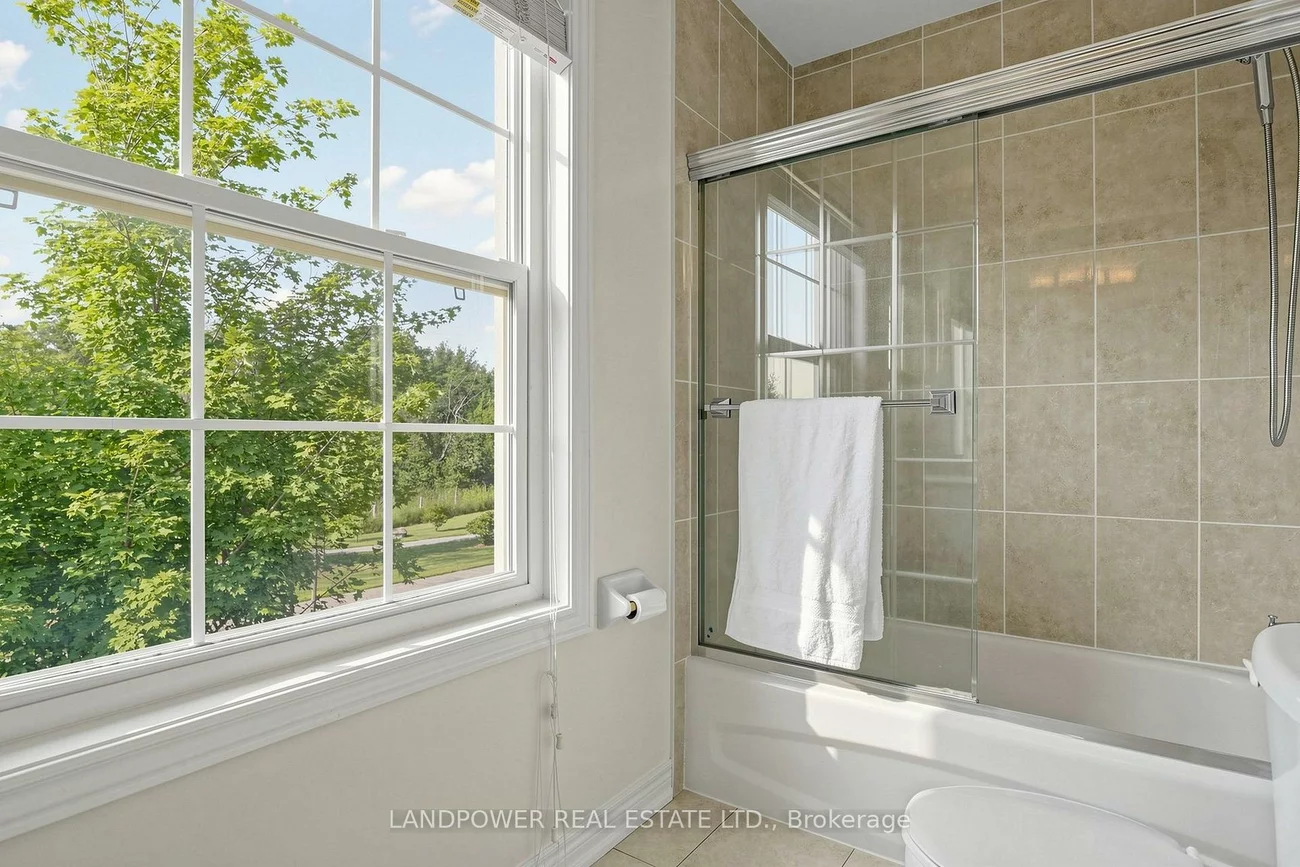 25, Reflection, Cathedraltown, Markham