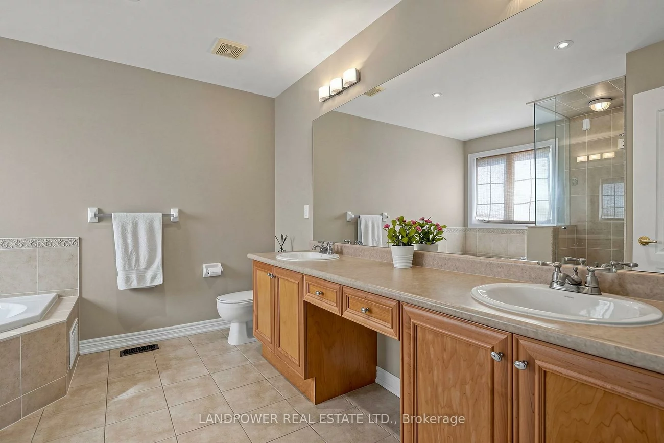 25, Reflection, Cathedraltown, Markham