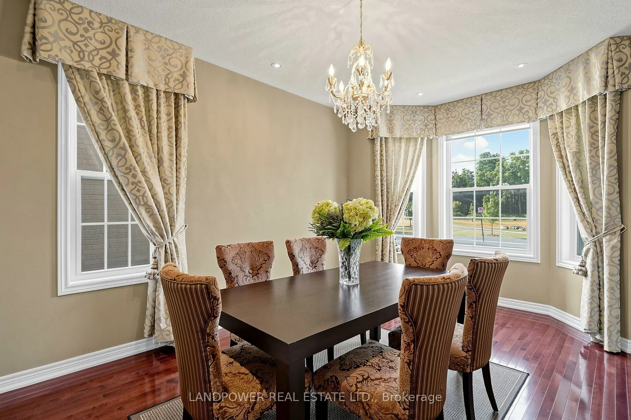 25, Reflection, Cathedraltown, Markham