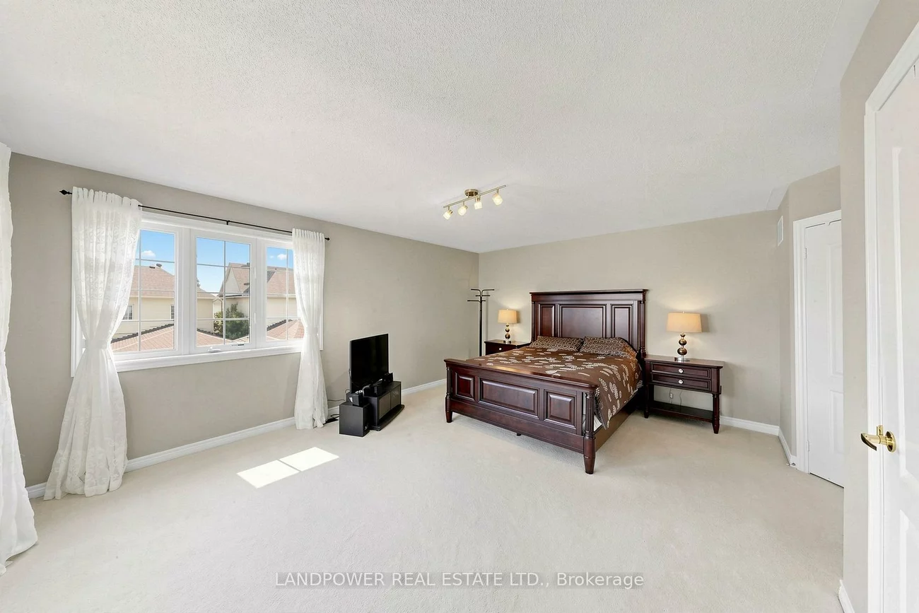25, Reflection, Cathedraltown, Markham
