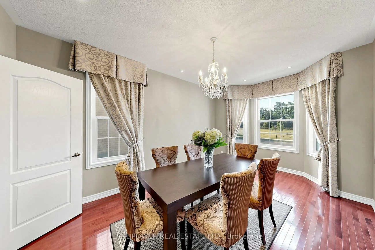 25, Reflection, Cathedraltown, Markham
