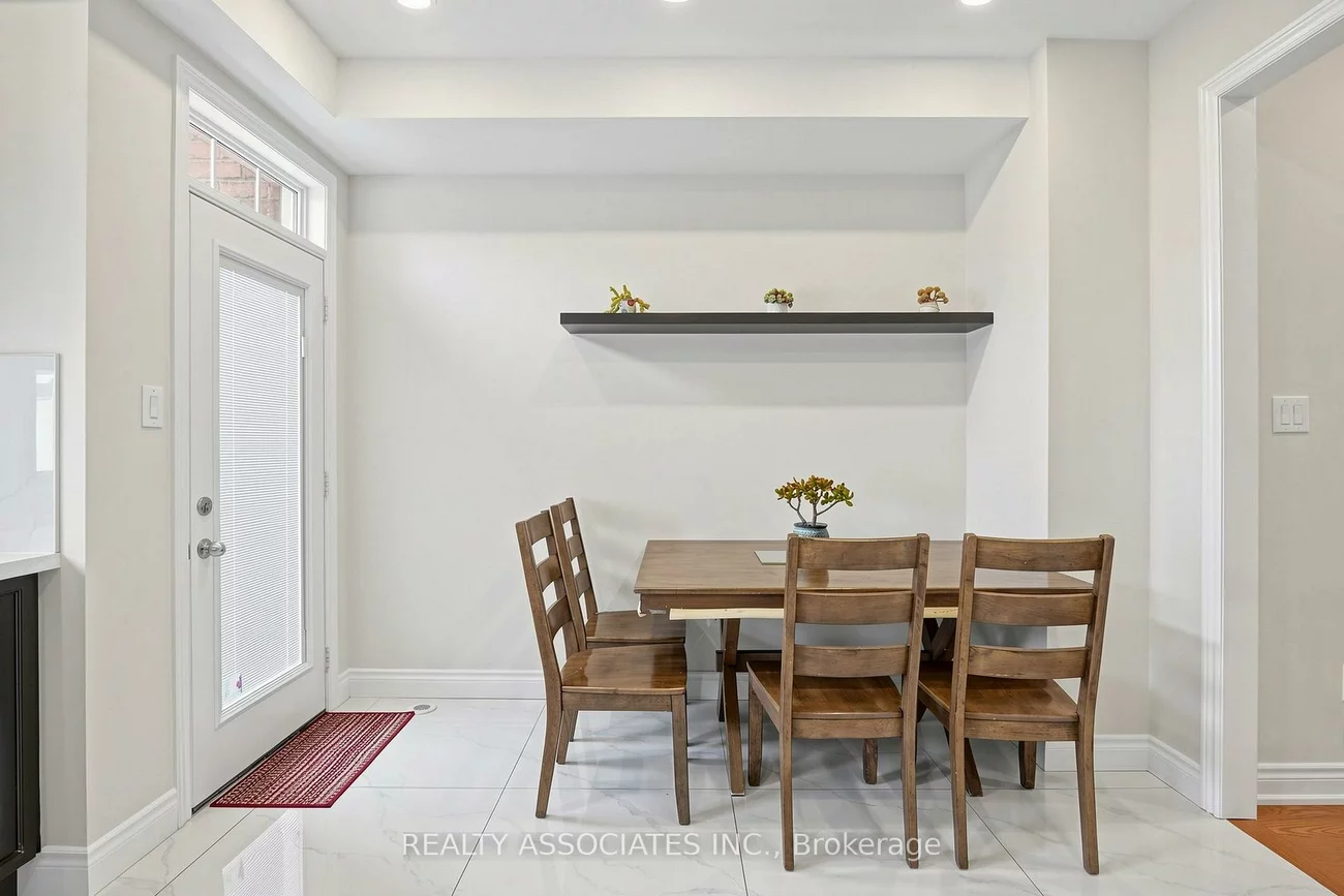 297, Delray, Greensborough, Markham