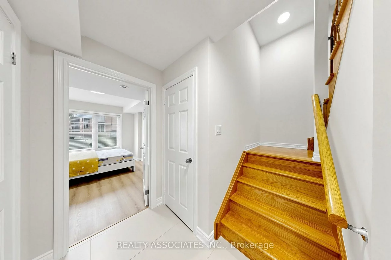 297, Delray, Greensborough, Markham