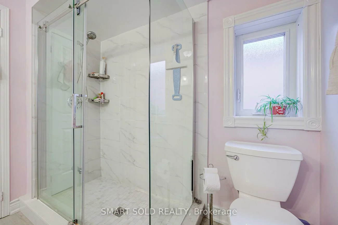 70, Connery, Middlefield, Markham