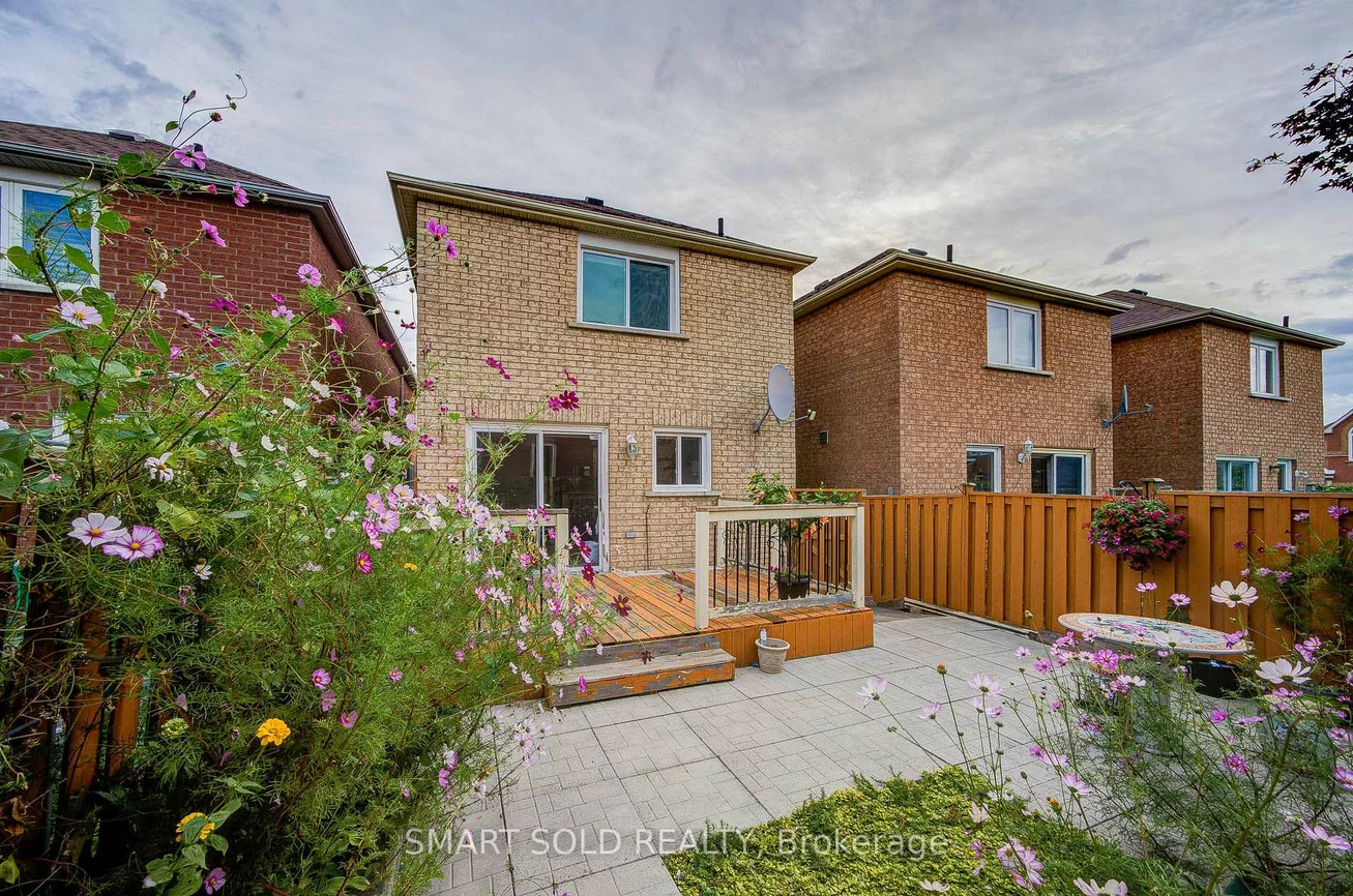 70, Connery, Middlefield, Markham