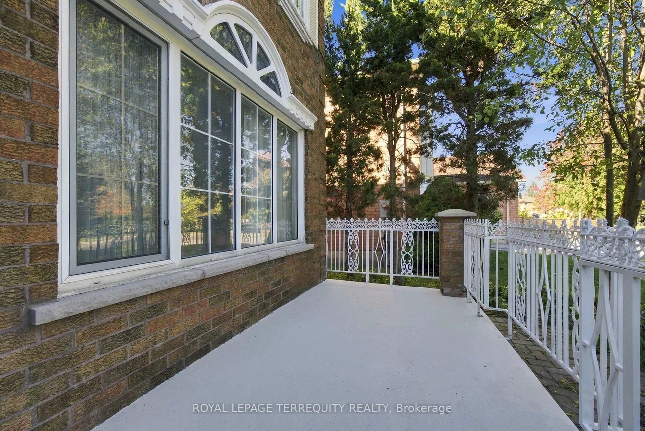 8, Mallory, Milliken Mills East, Markham