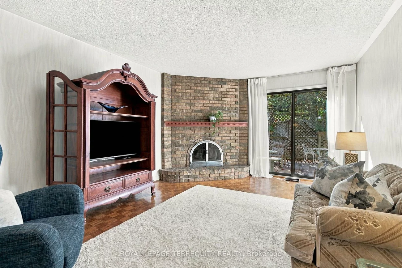 8, Mallory, Milliken Mills East, Markham