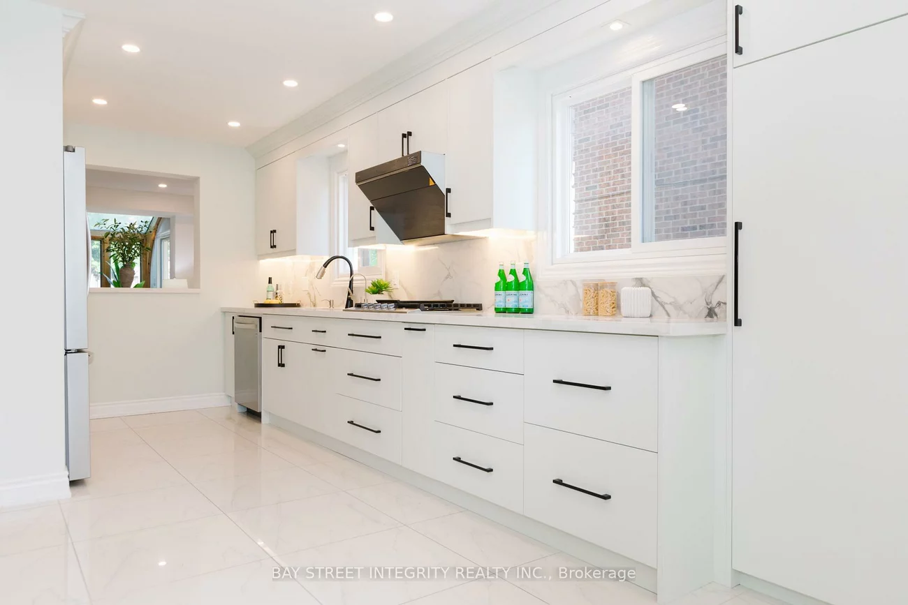 12, Charnwood, Aileen-Willowbrook, Markham