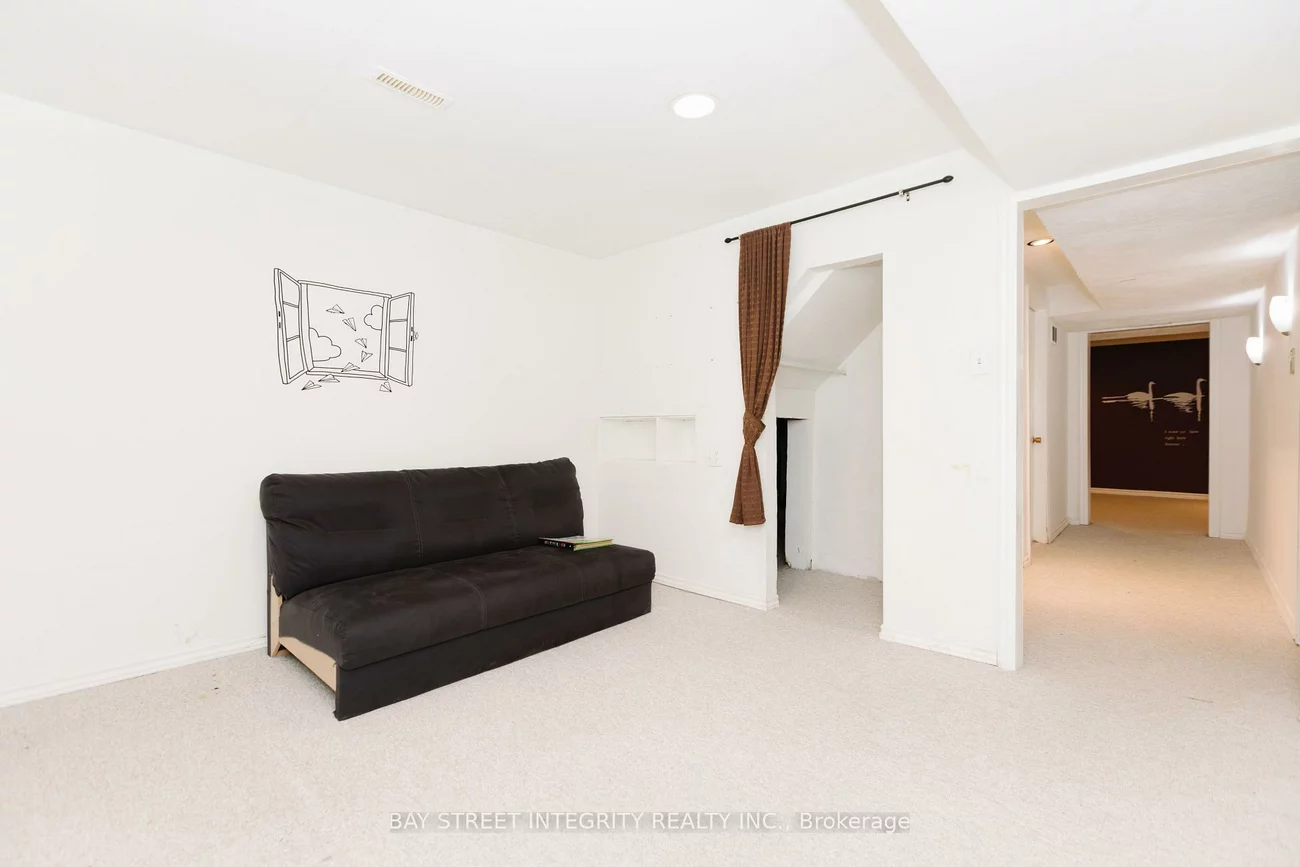 12, Charnwood, Aileen-Willowbrook, Markham