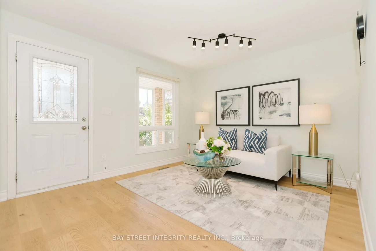 12, Charnwood, Aileen-Willowbrook, Markham