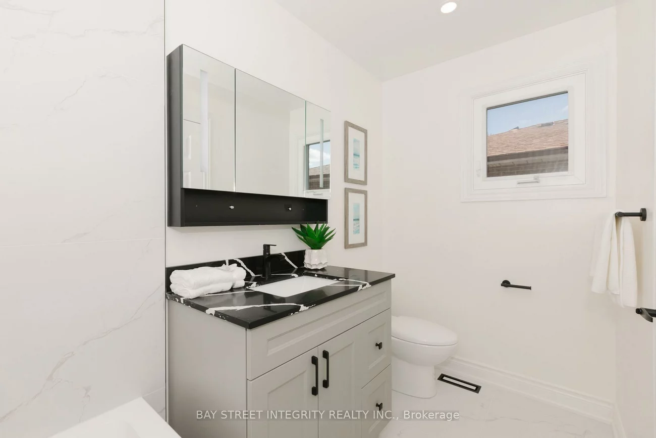 12, Charnwood, Aileen-Willowbrook, Markham