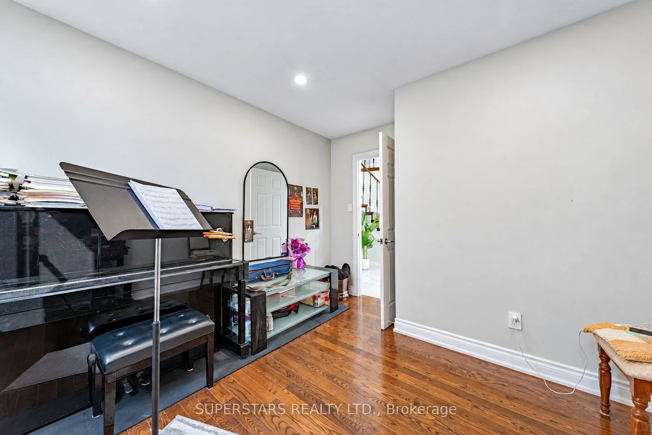 91, Forbes, Milliken Mills East, Markham