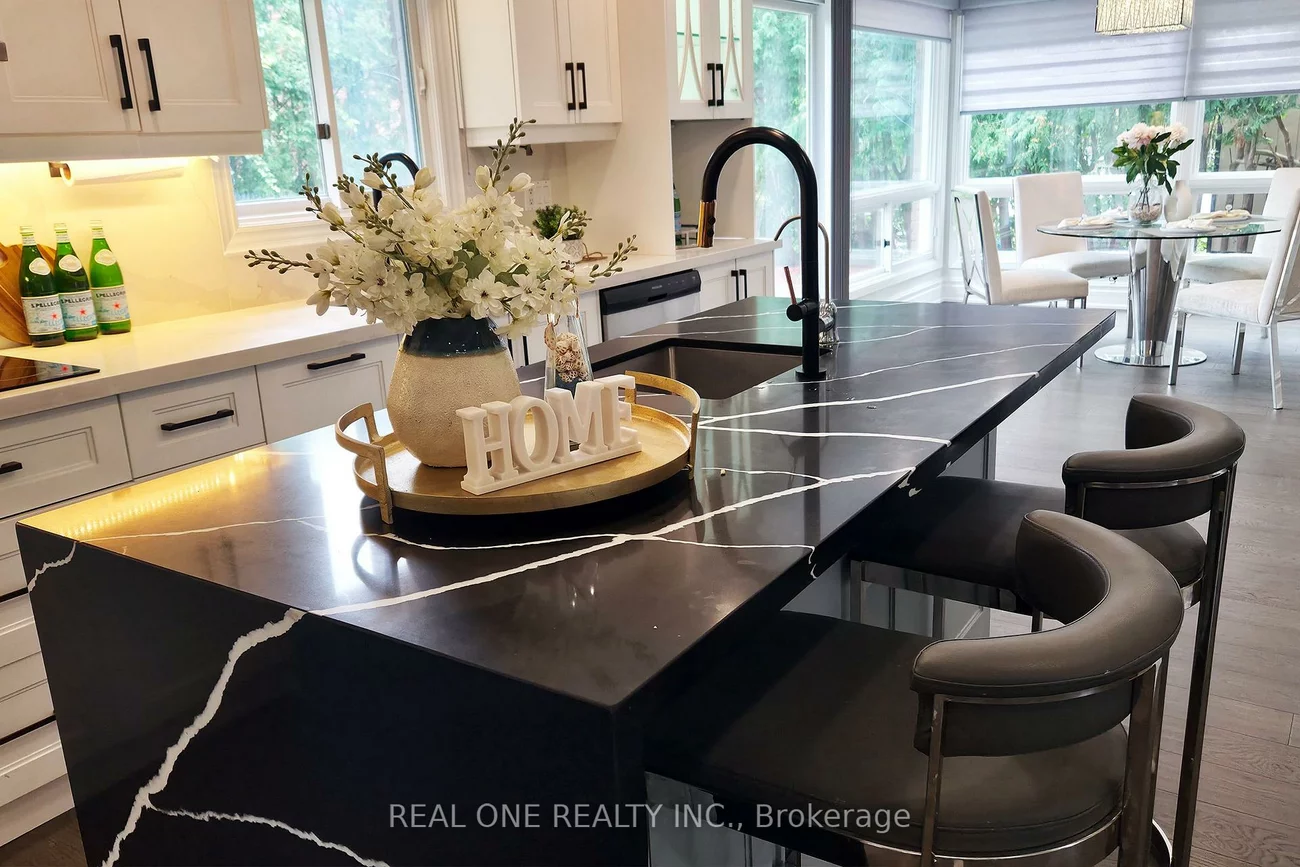 52, Fenwick, Unionville, Markham