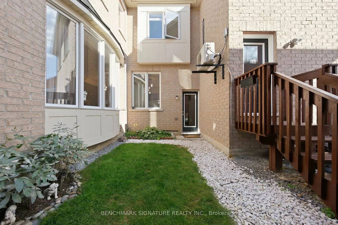 69, Windyton, Cornell, Markham