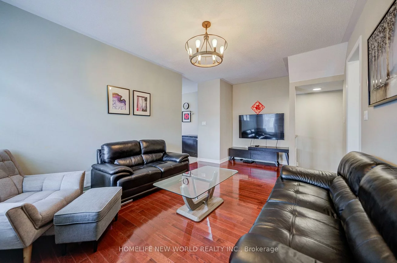 125, Northvale, Cornell, Markham