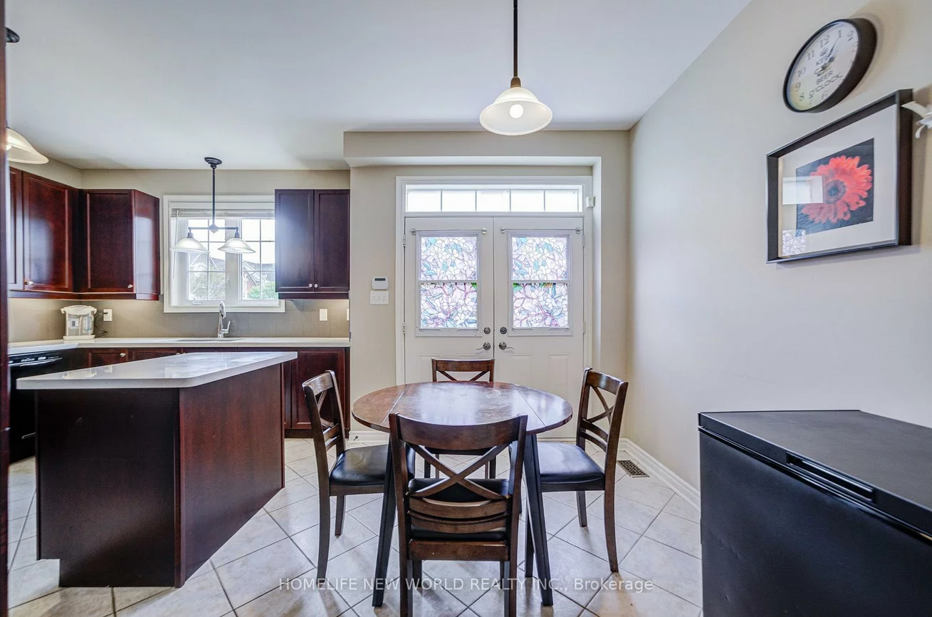125, Northvale, Cornell, Markham
