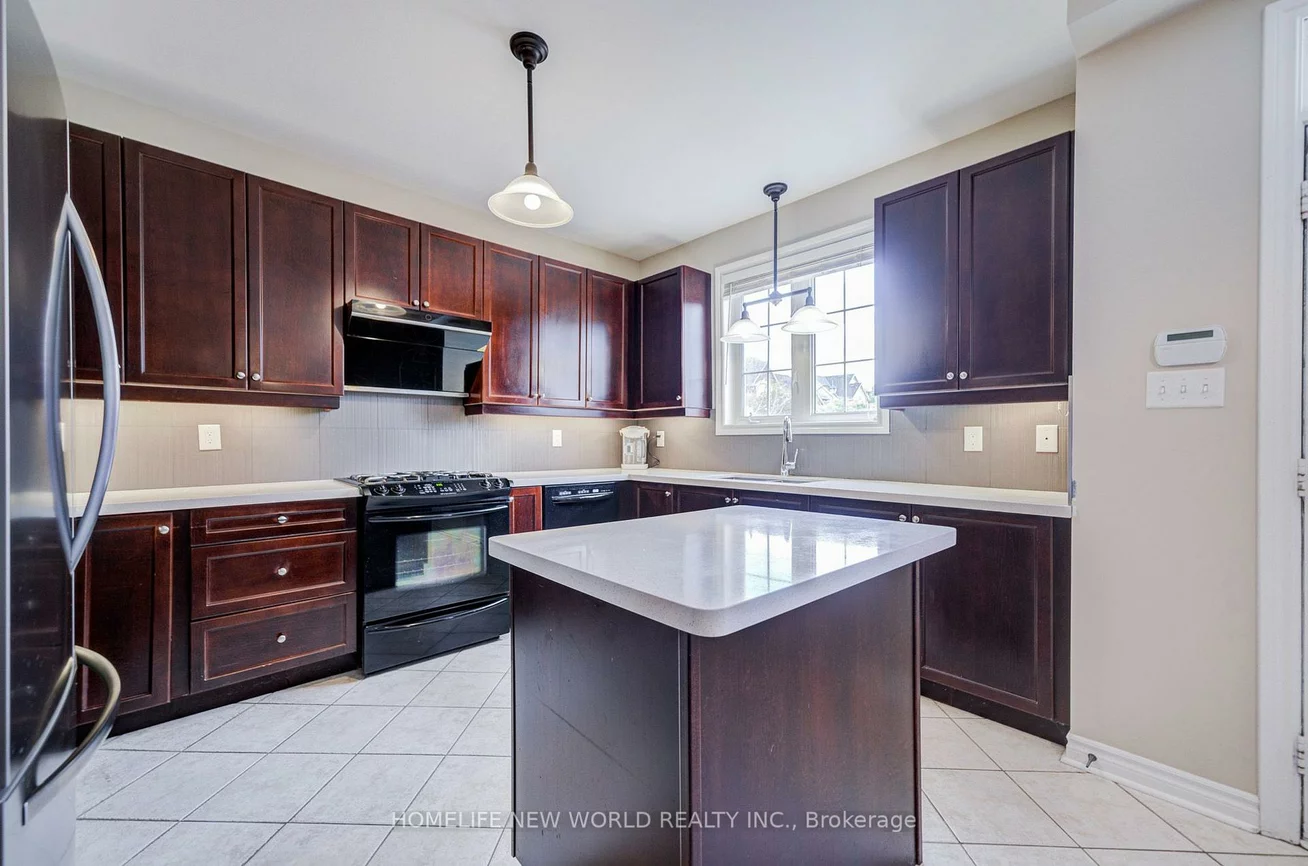 125, Northvale, Cornell, Markham