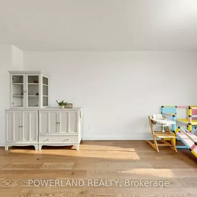 259, Dundas, Greensborough, Markham