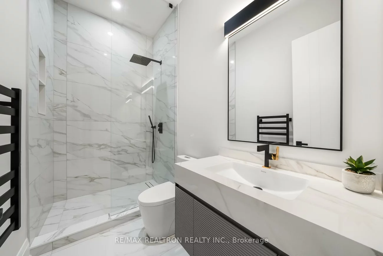 41, Sprucewood, Grandview, Markham