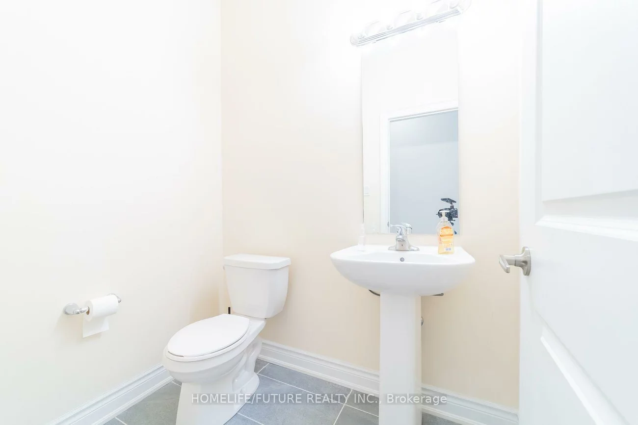 56, Ryler, Cedarwood, Markham
