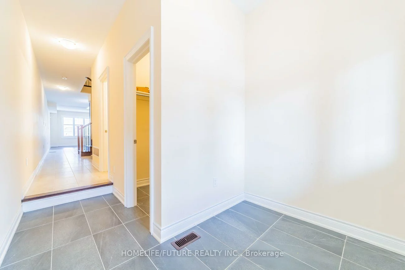56, Ryler, Cedarwood, Markham