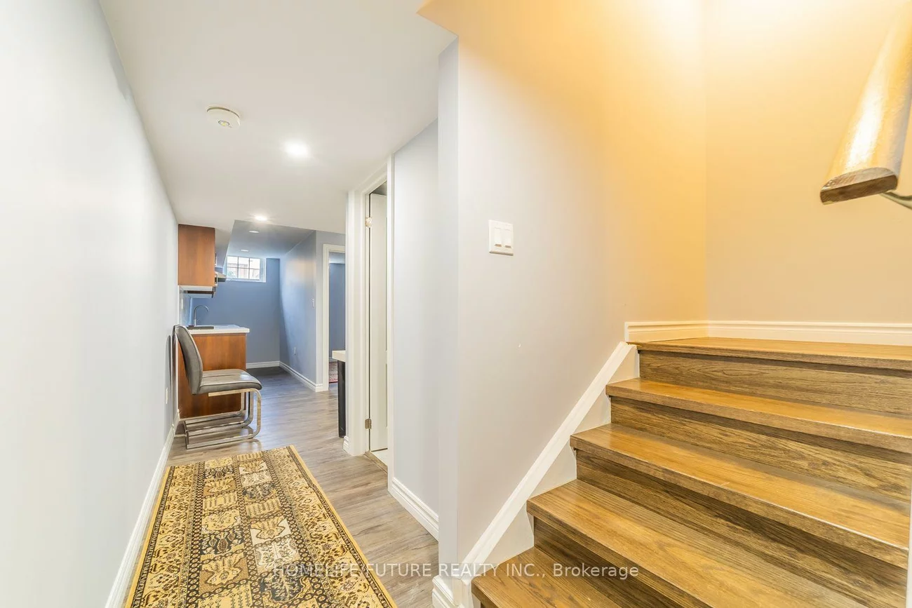 56, Ryler, Cedarwood, Markham