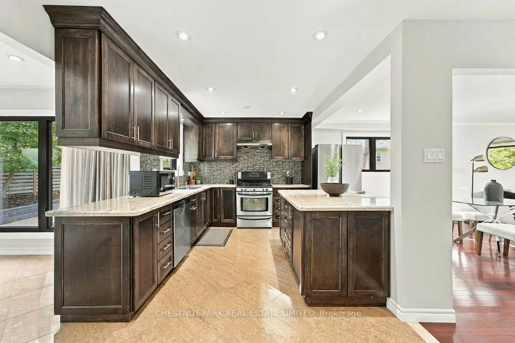 23, Kings Inn, Bayview Fairway-Bayview Country Club Estates, Markham