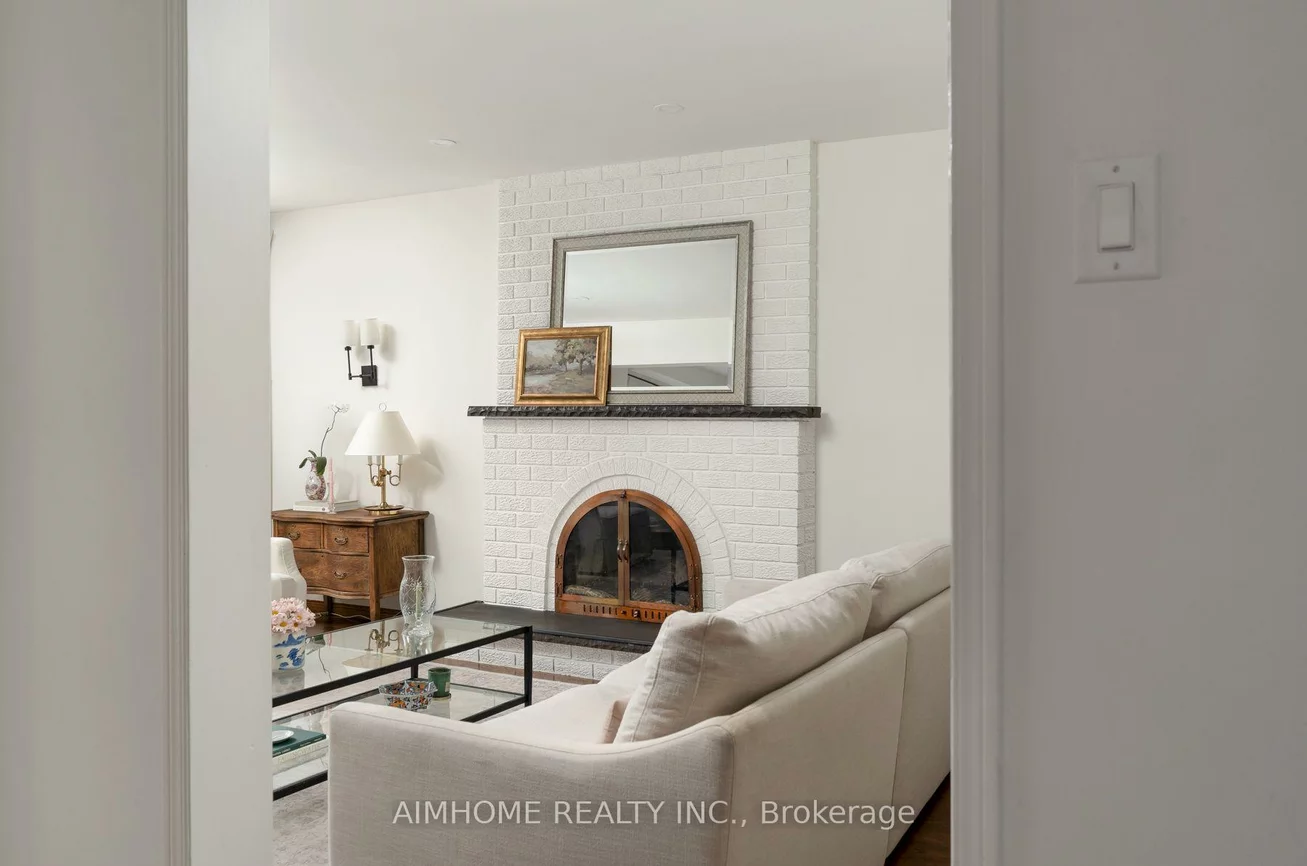 11, Carpenter, Raymerville, Markham