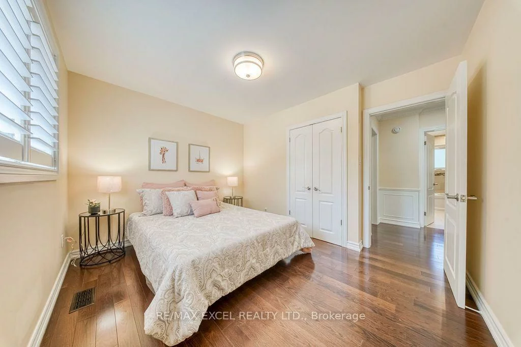 120, Drakefield, Bullock, Markham