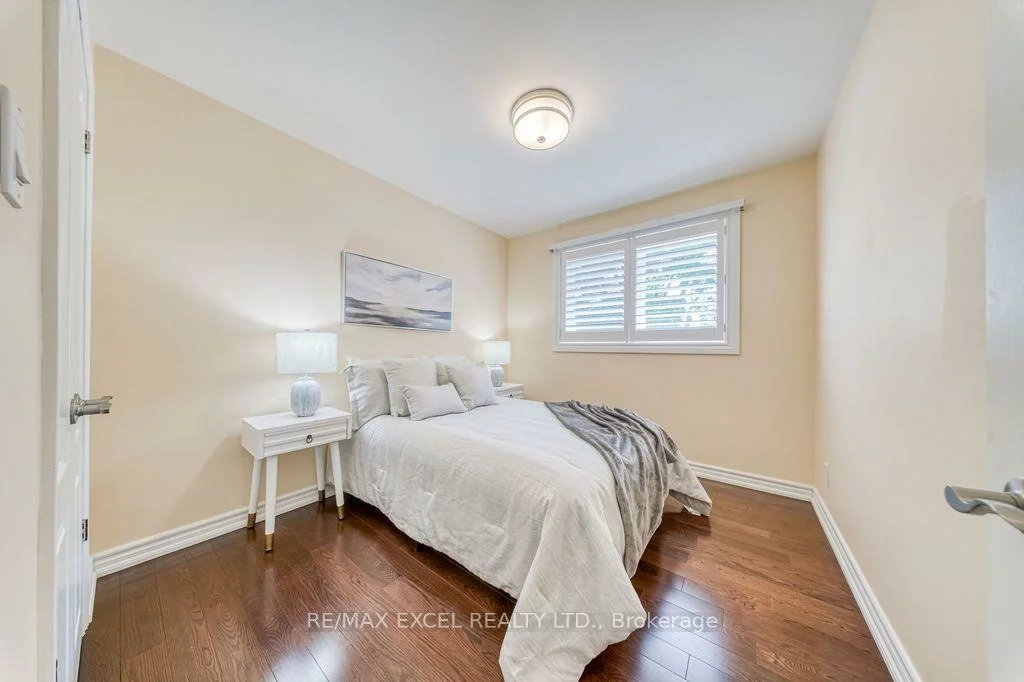 120, Drakefield, Bullock, Markham