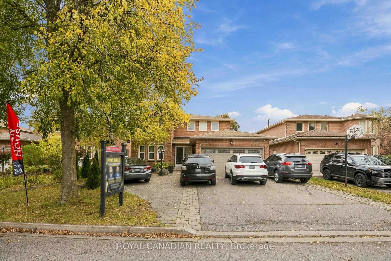 135, Tilman, Markham Village, Markham