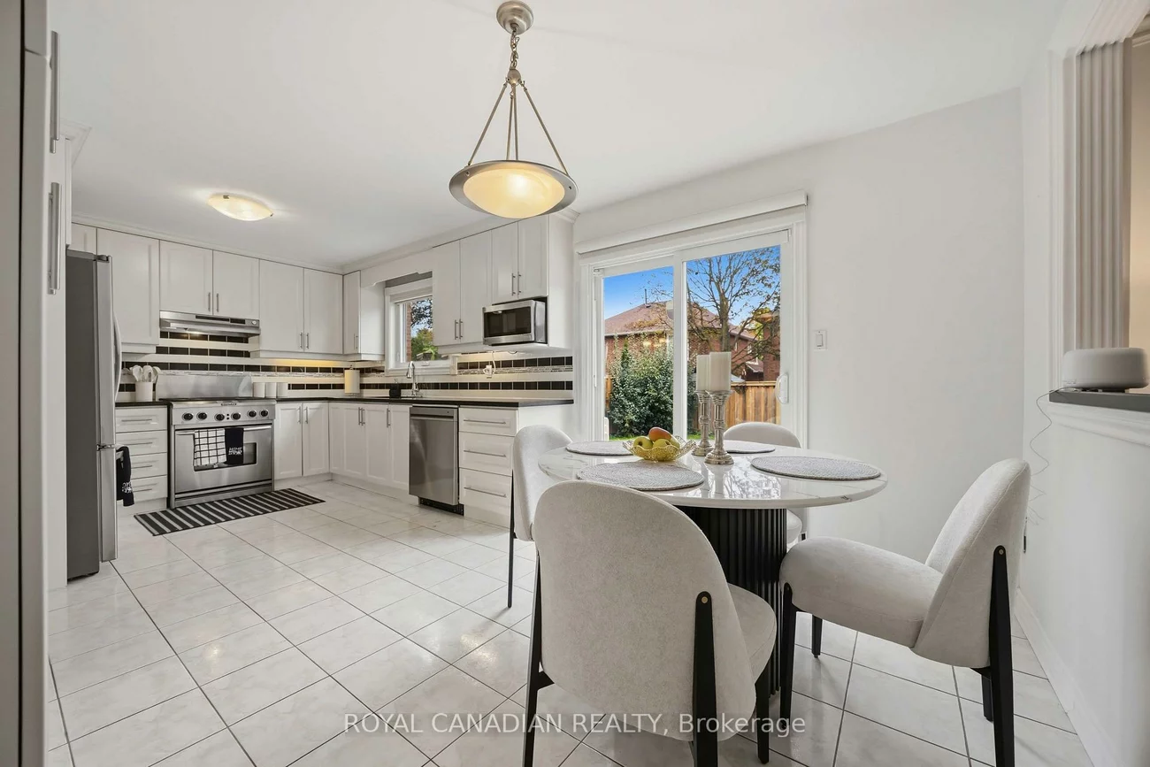 135, Tilman, Markham Village, Markham