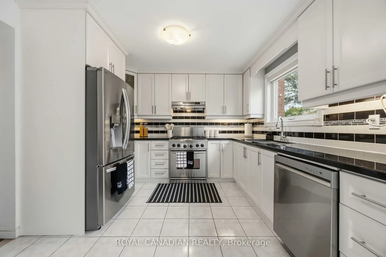 135, Tilman, Markham Village, Markham