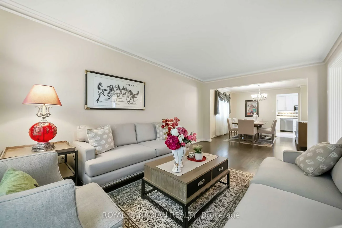 135, Tilman, Markham Village, Markham