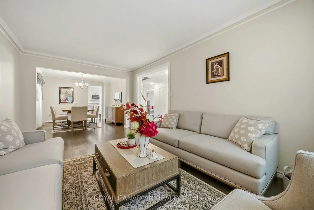 135, Tilman, Markham Village, Markham