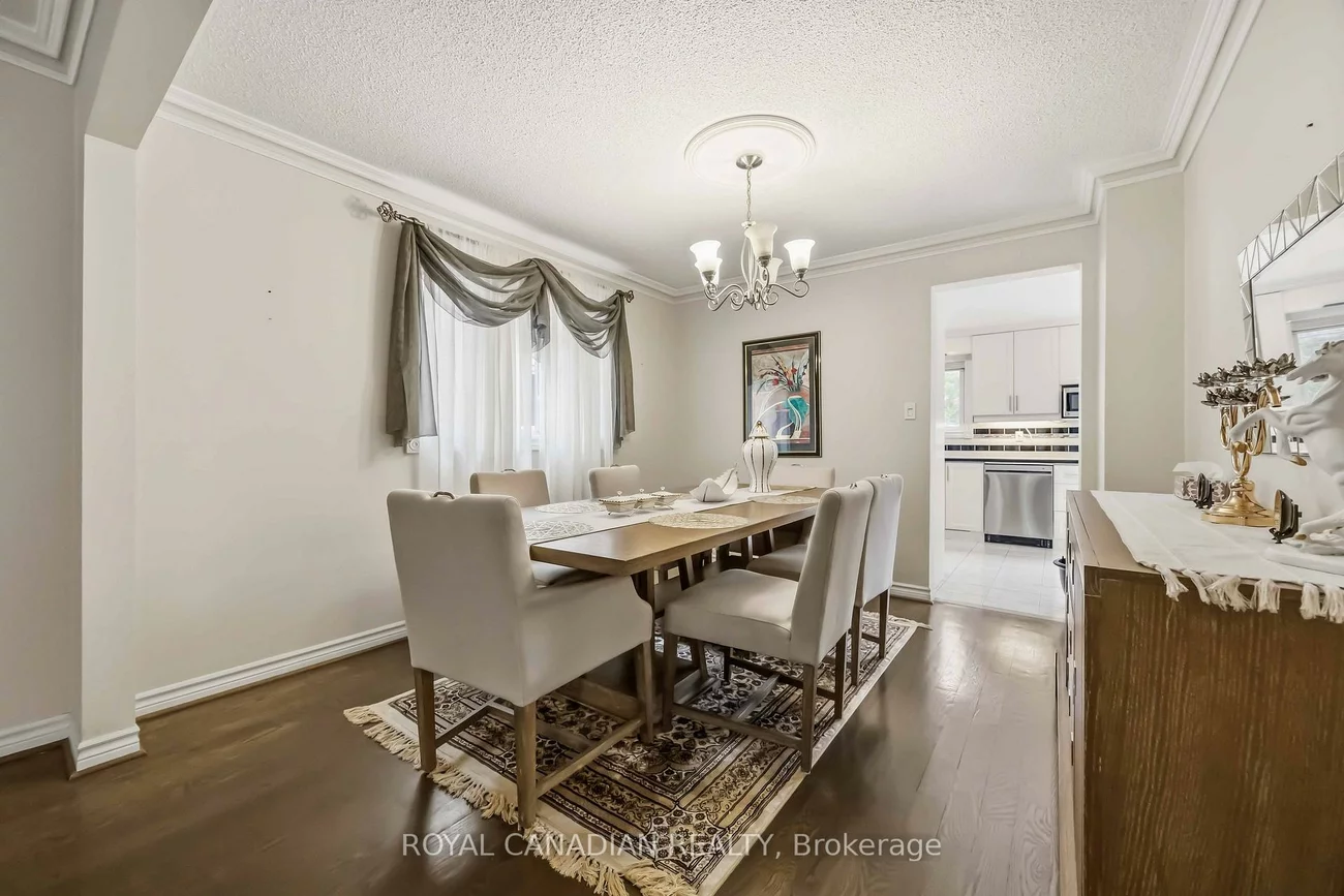 135, Tilman, Markham Village, Markham