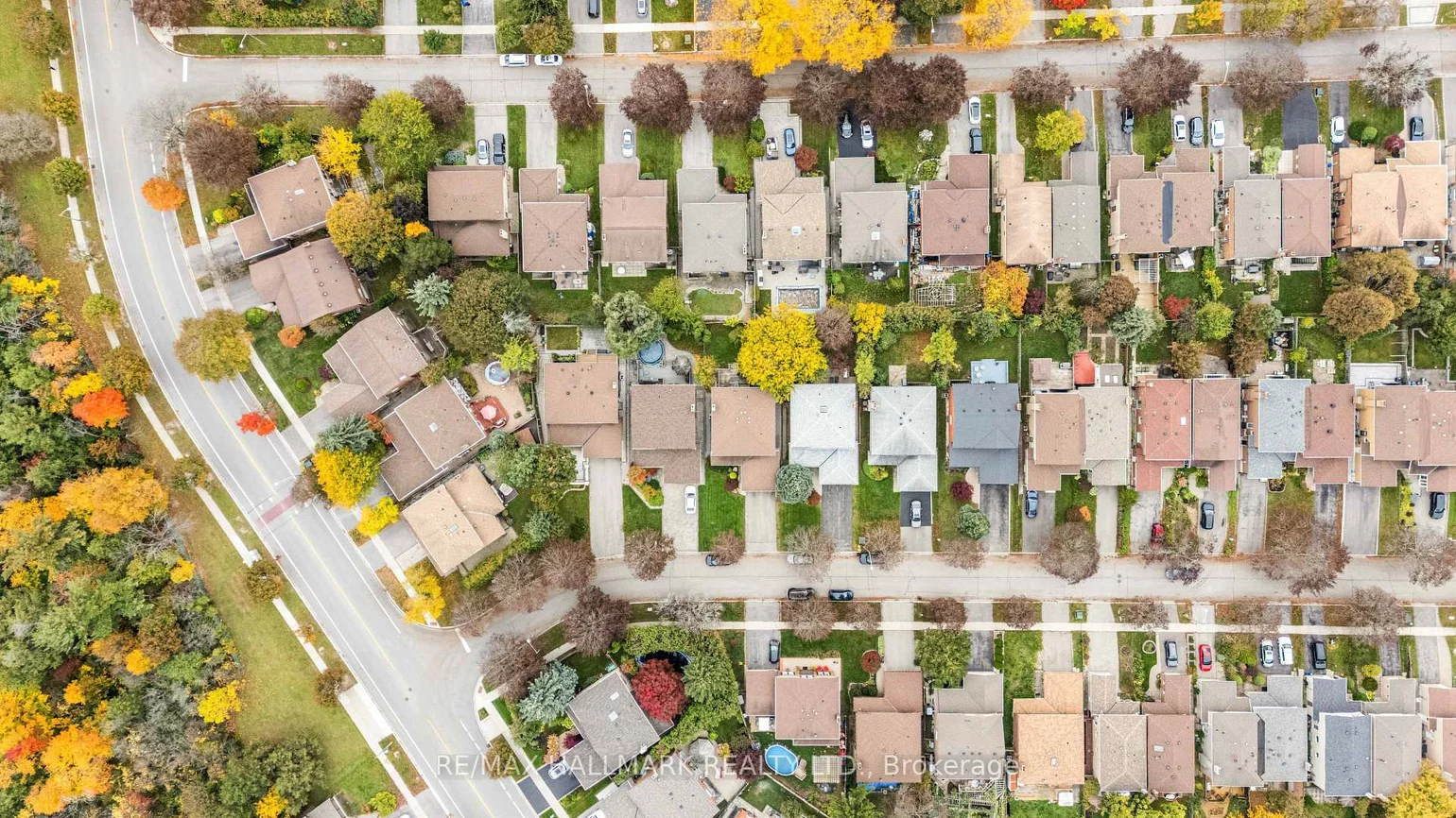 7, Charnwood, Aileen-Willowbrook, Markham